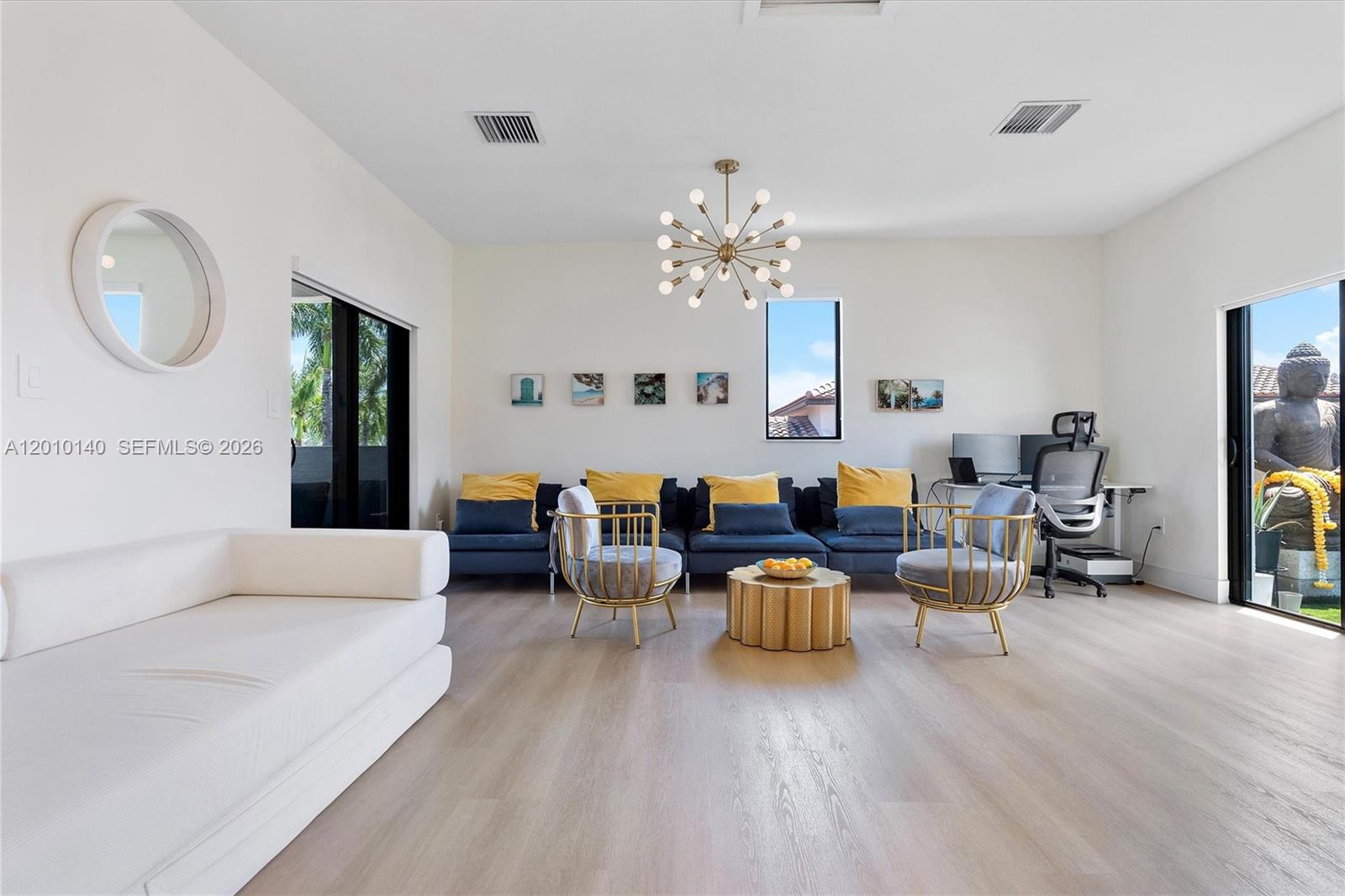 DOWNTOWN DORAL SOUTH PHASE - Residential