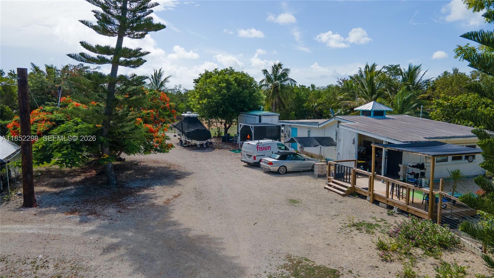 Misc Middle Torch Key 28 - Residential