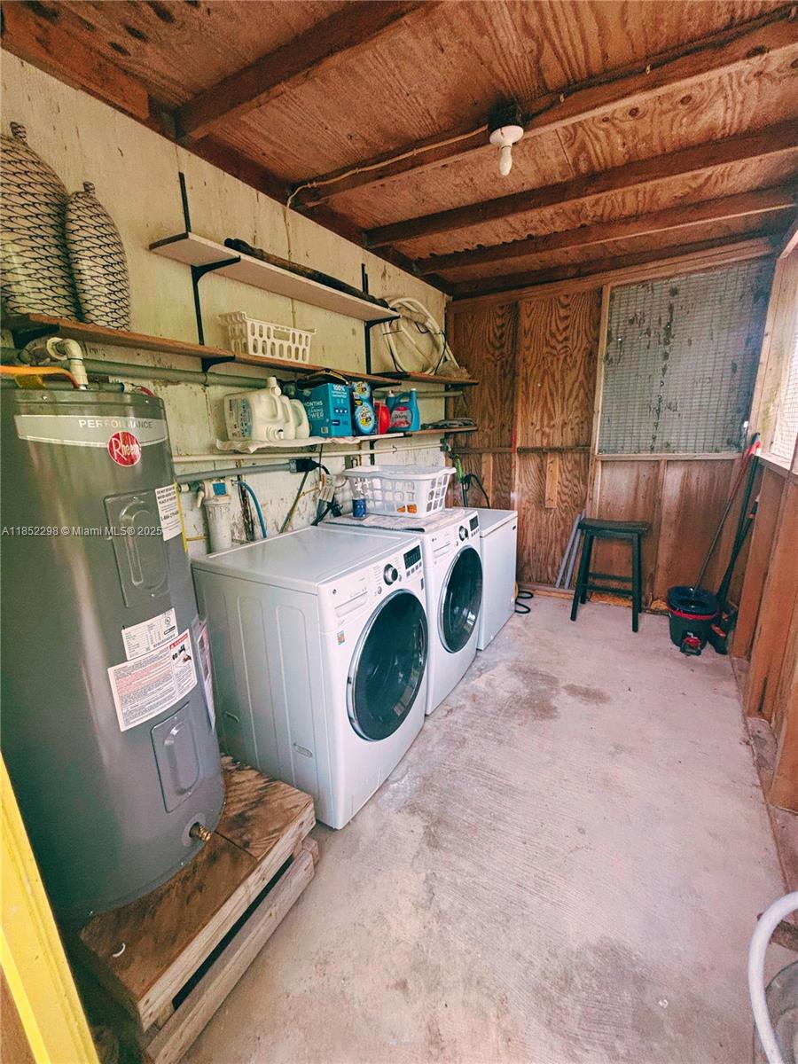 Misc Middle Torch Key 28 - Residential