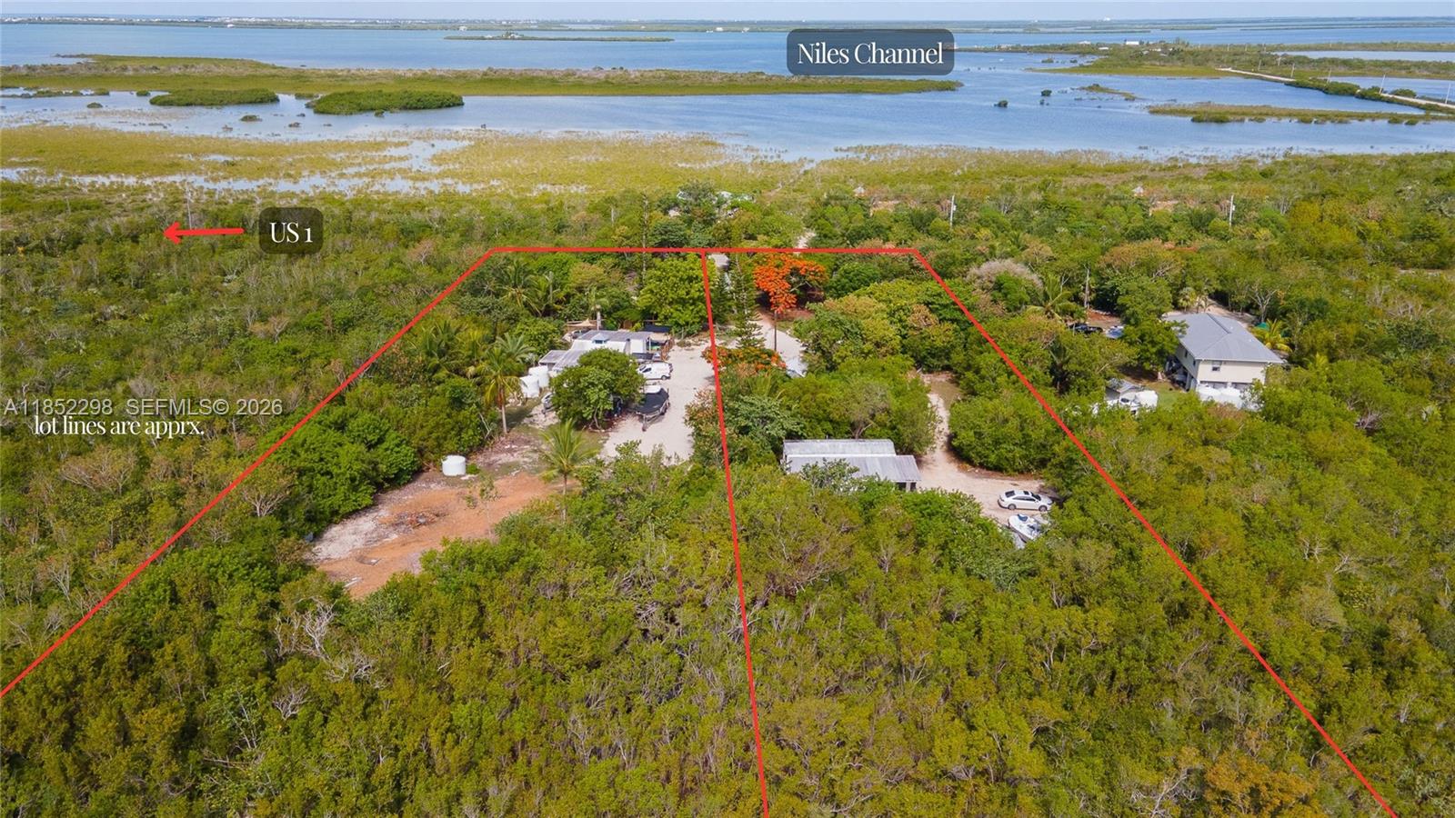 Misc Middle Torch Key 28 - Residential