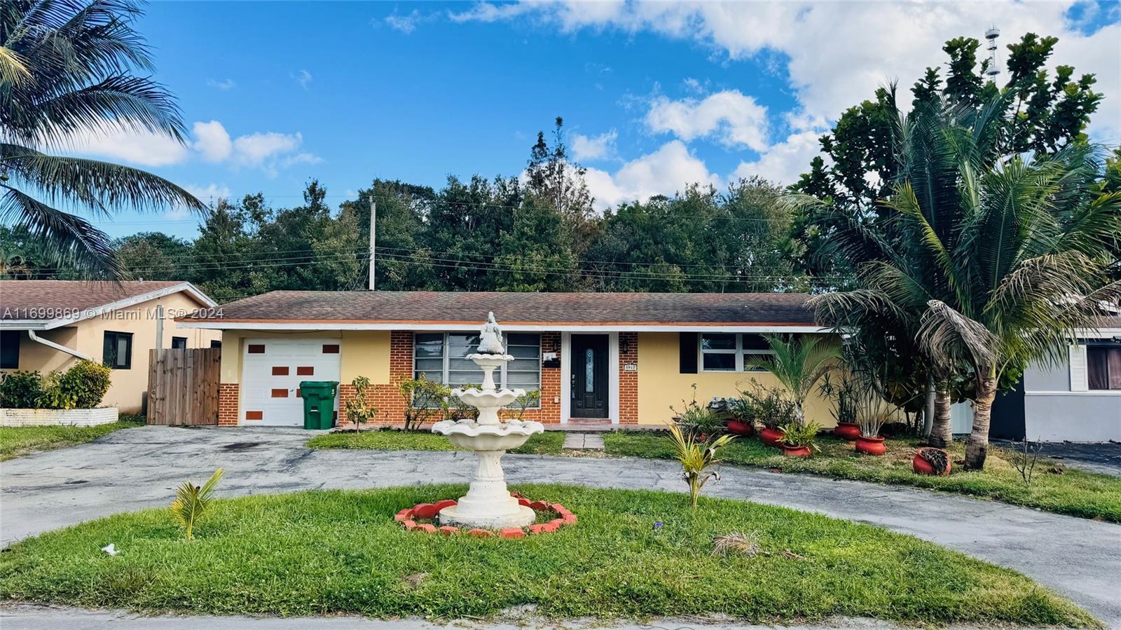 3917 E Shore Rd, Miramar, Broward County, Florida - 3 Bedrooms  
2 Bathrooms - 