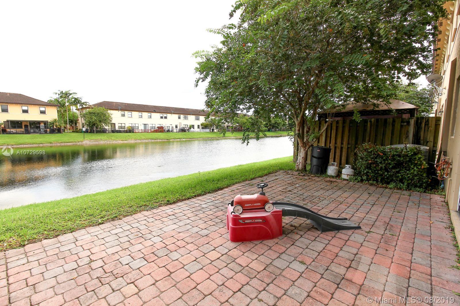 SILVER PALM EAST SECTION - Residential Lease