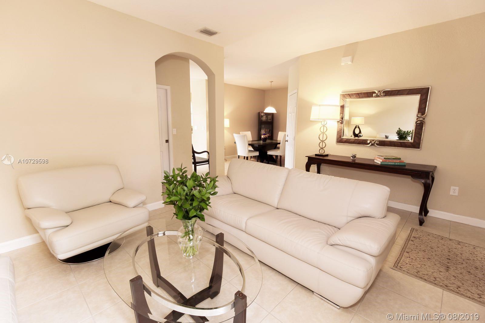 SILVER PALM EAST SECTION - Residential Lease