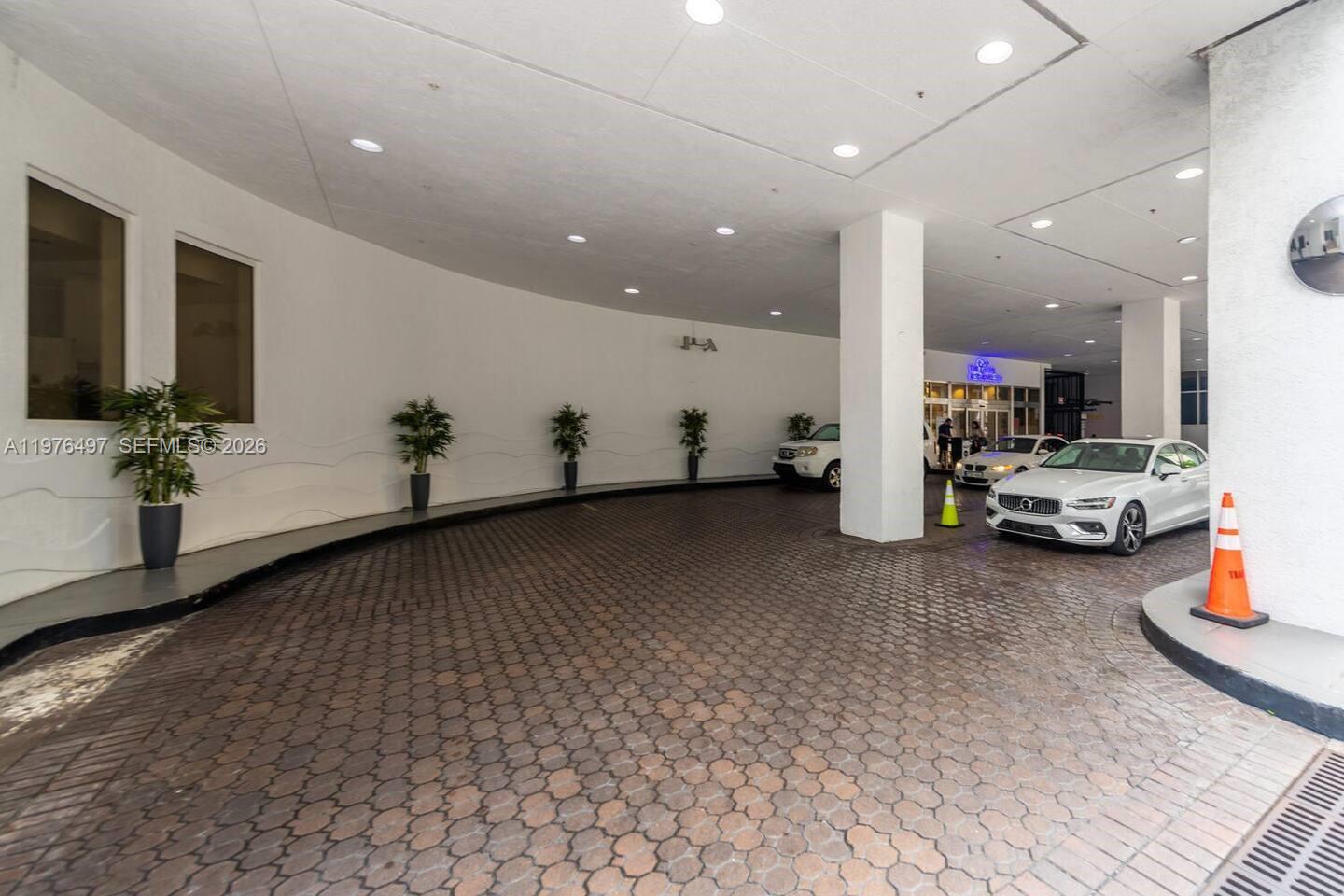 THE CLUB AT BRICKELL BAY - Residential Lease