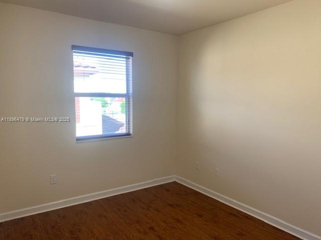 KENDALL COMMONS TOWNHOMES - Residential Lease