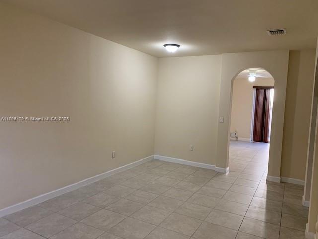 KENDALL COMMONS TOWNHOMES - Residential Lease