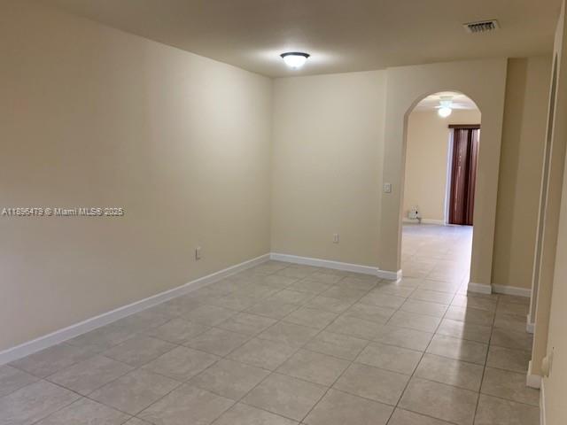 KENDALL COMMONS TOWNHOMES - Residential Lease