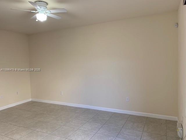 KENDALL COMMONS TOWNHOMES - Residential Lease
