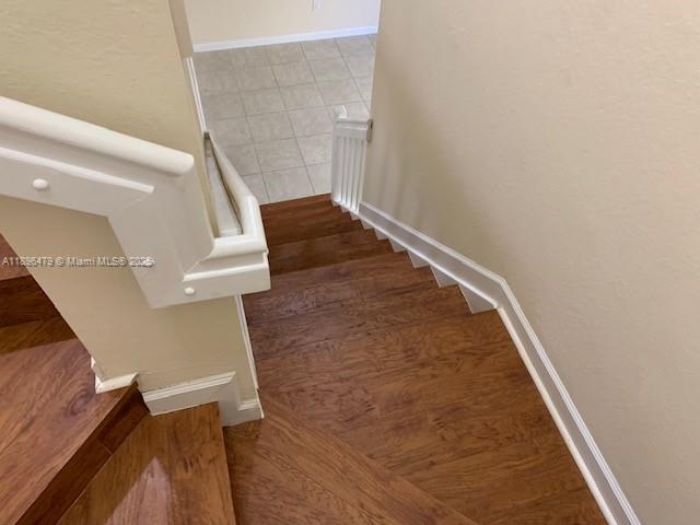 KENDALL COMMONS TOWNHOMES - Residential Lease