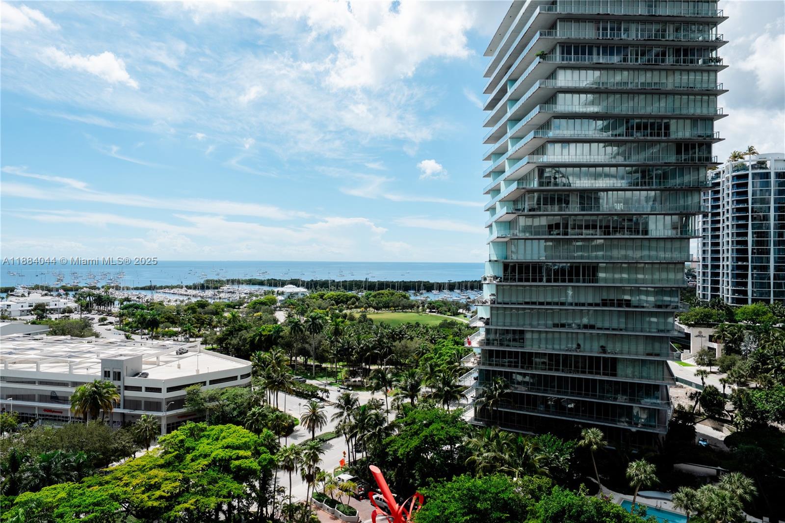 MrC Bayshore Bldg - Residential