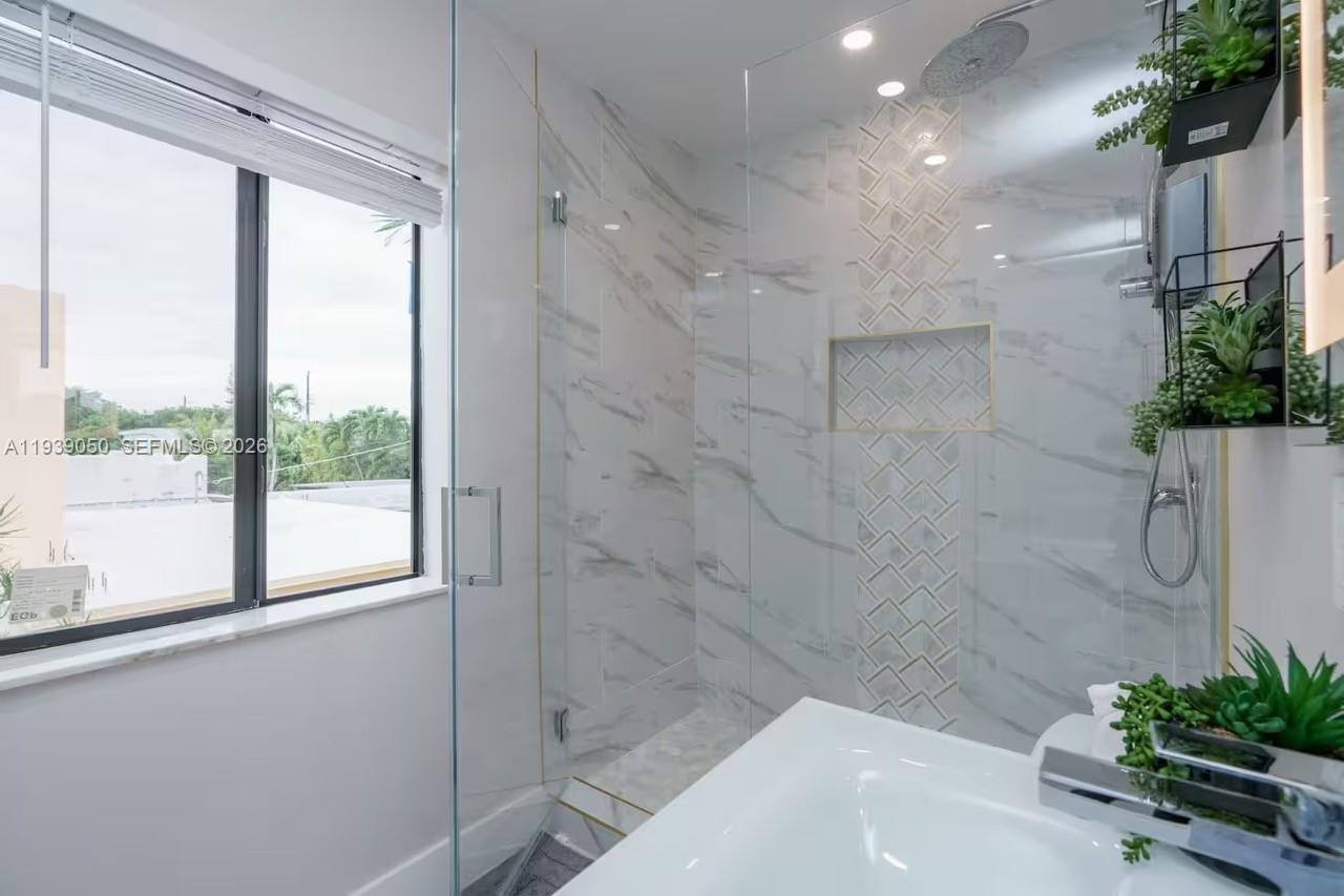 SHENANDOAH - Residential Income