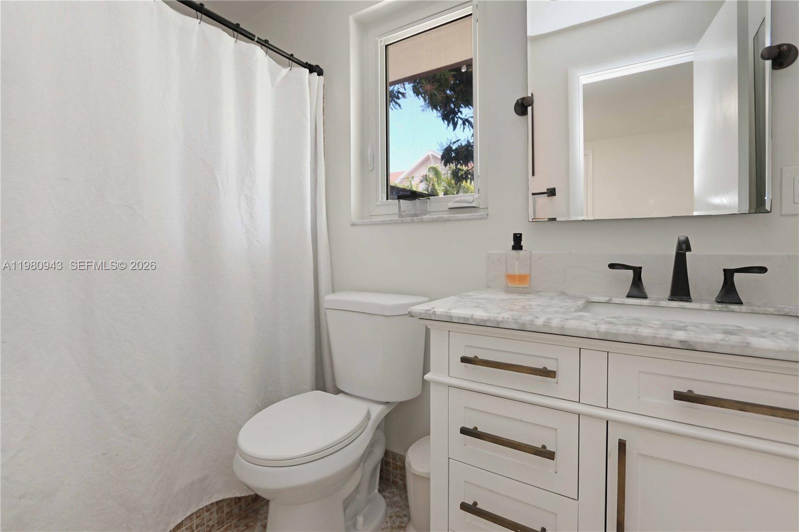 HOLLYWOOD - Residential