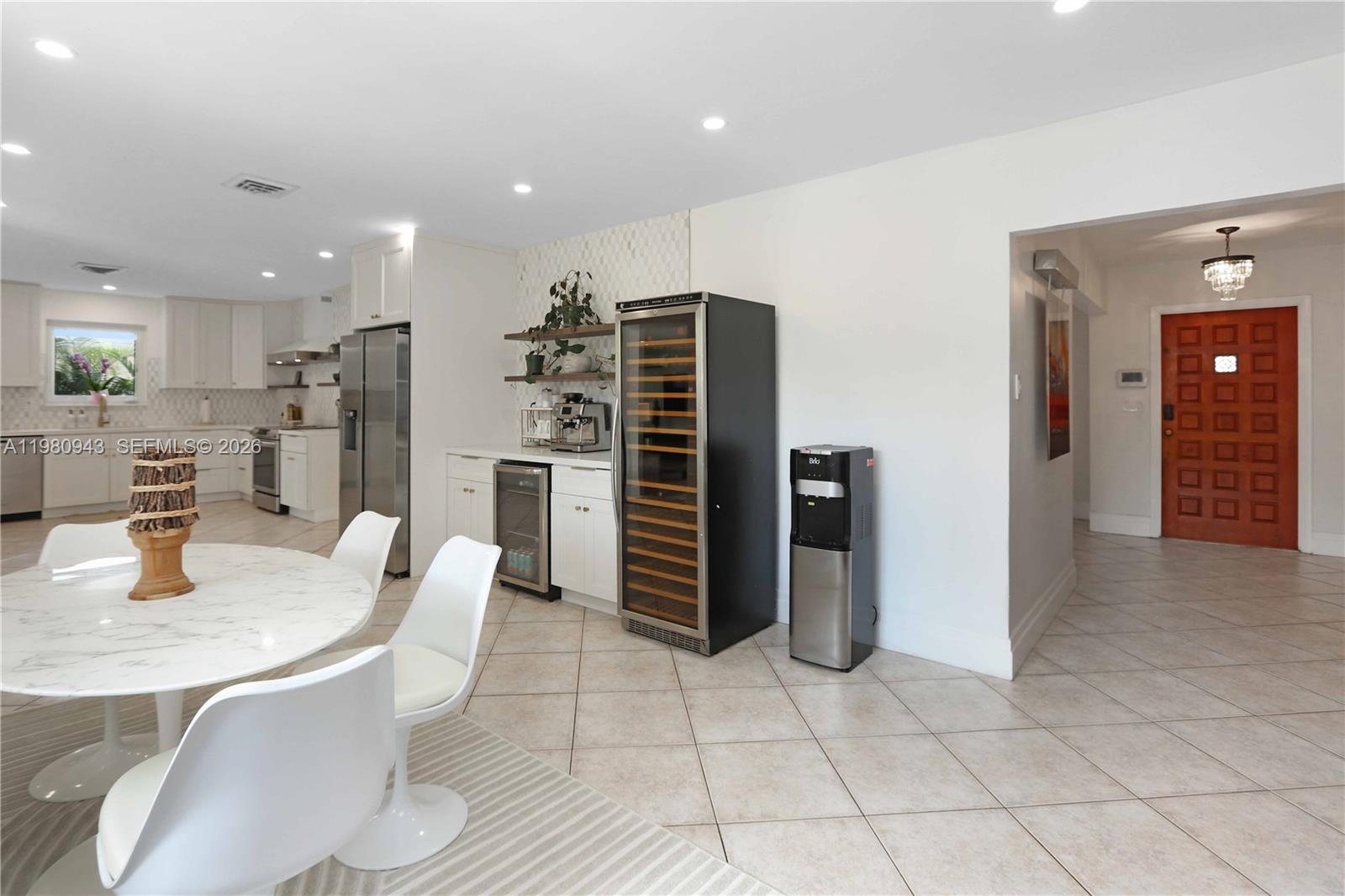 HOLLYWOOD - Residential