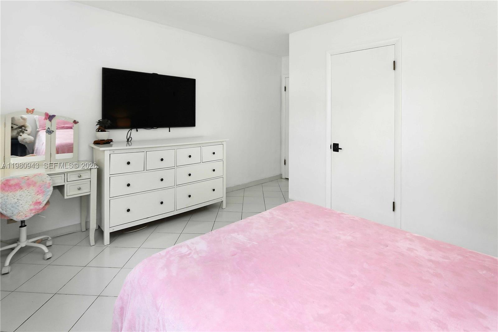 HOLLYWOOD - Residential