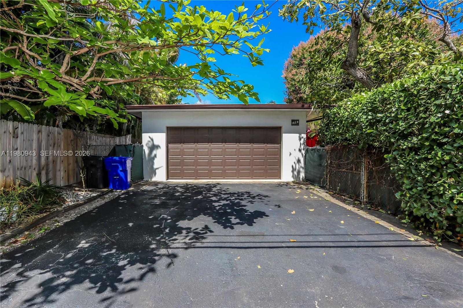 HOLLYWOOD - Residential