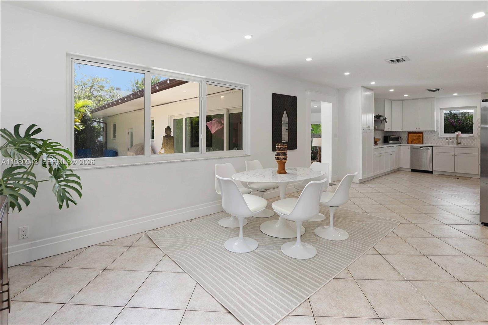 HOLLYWOOD - Residential