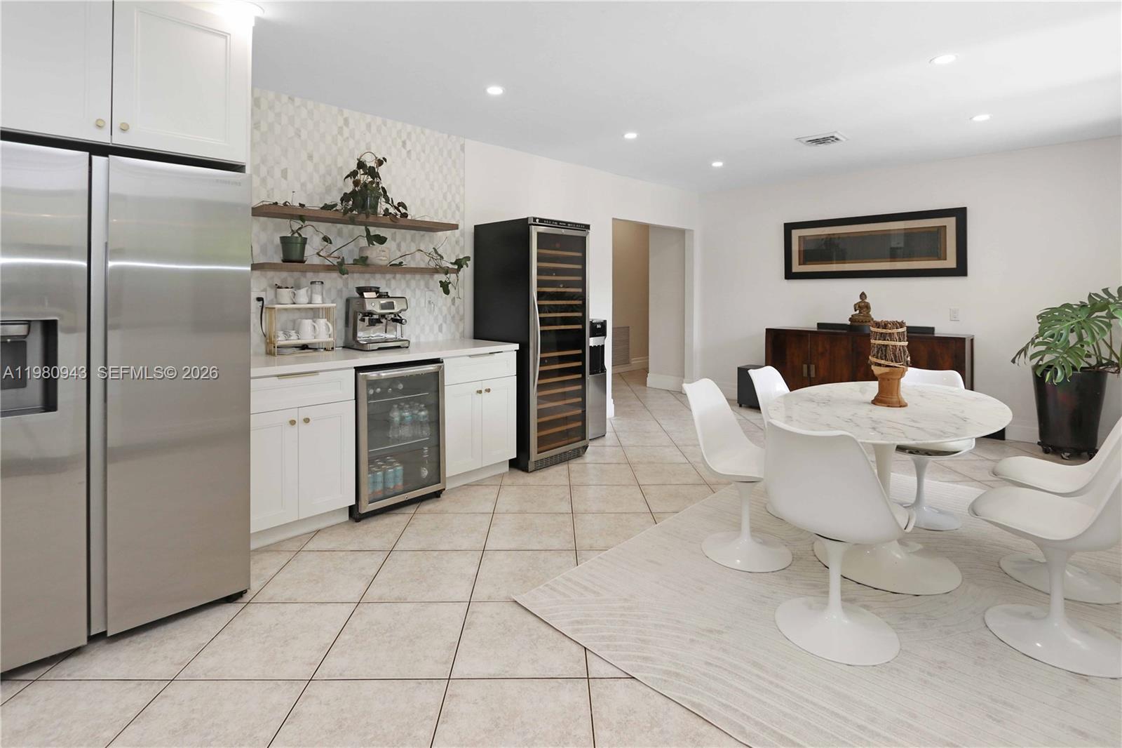 HOLLYWOOD - Residential