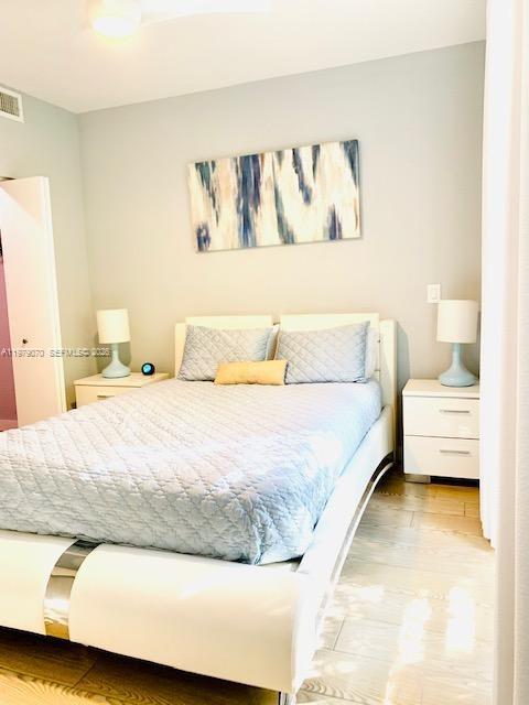 D GEMS CONDO - Residential