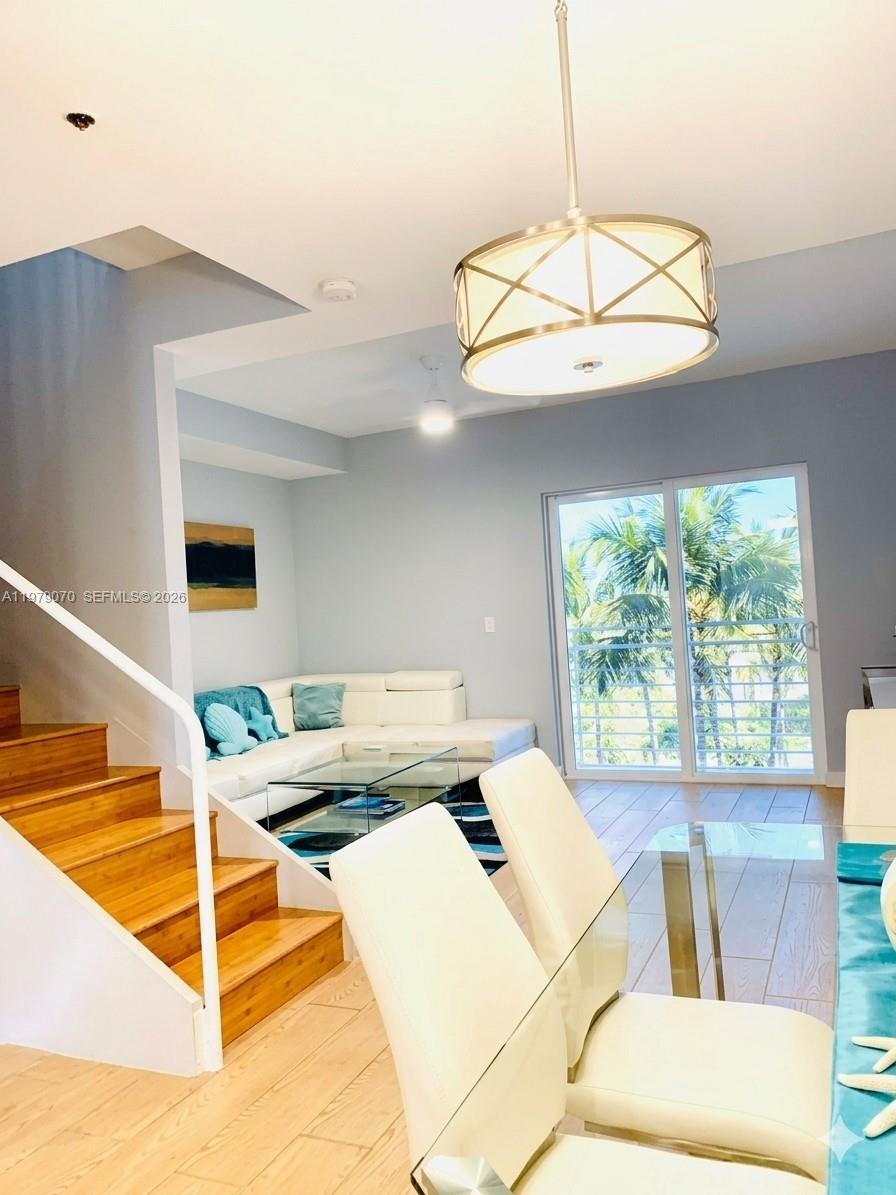 D GEMS CONDO - Residential