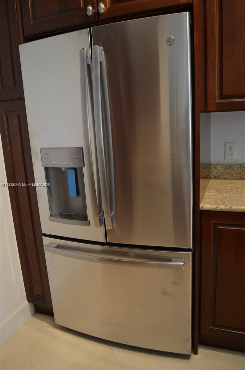SAN RAPHAEL CONDO - Residential Lease