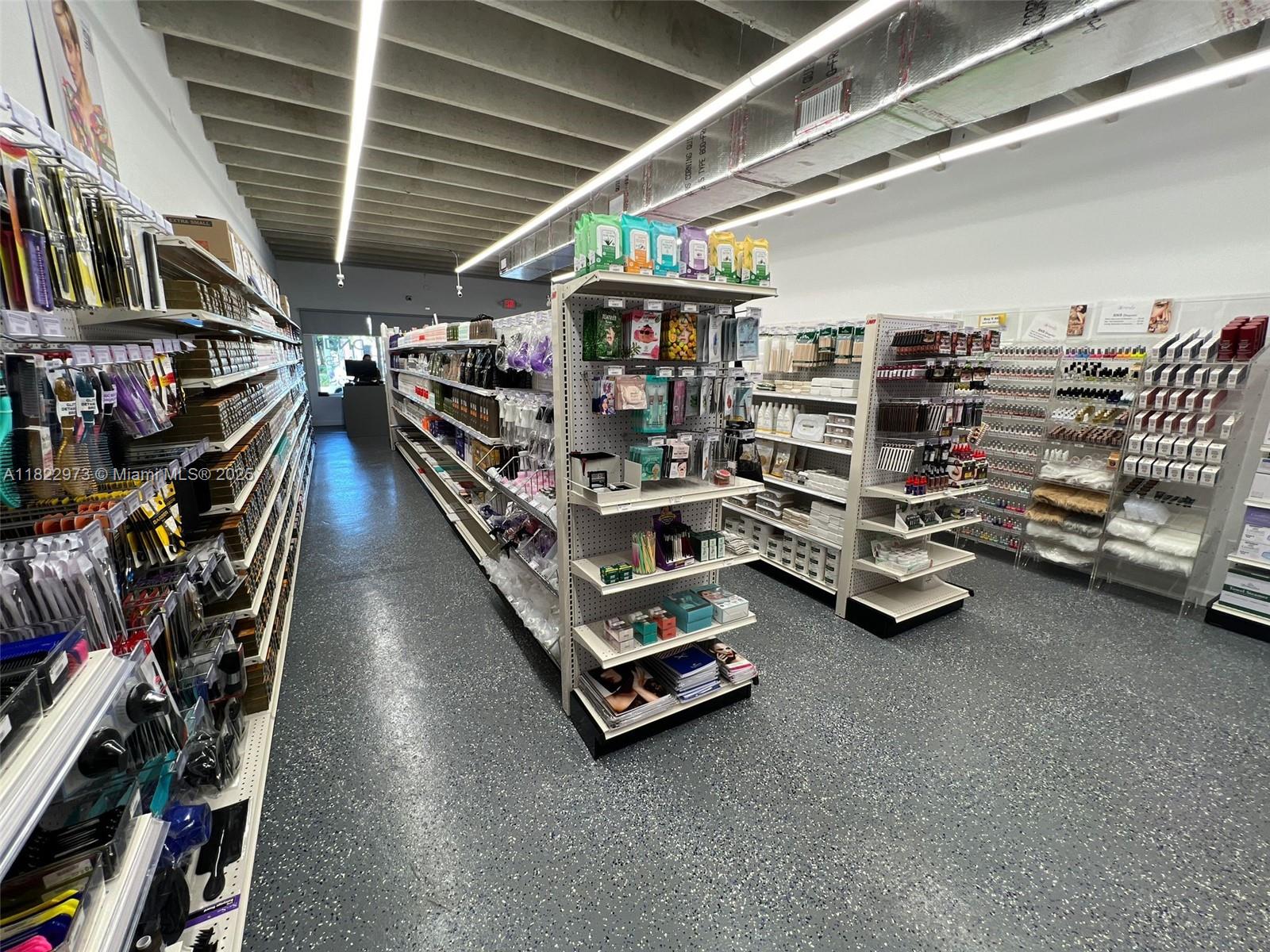 Business Opportunity – Turnkey Operation for Sale!
Welcome to this prime business opportunity located at 3645 W 16th Ave, Hialeah! Please note: this listing is for the sale of the business only, not the commercial property. The spacious leased unit offers excellent visibility and foot traffic, ideal for retail, boutique, or service-oriented businesses. With a generous floor plan, large display windows, and modern finishes, this space is ready for your continued success. The interior features an open layout that can be customized to your needs, and there's ample parking for customers. Located in a vibrant neighborhood surrounded by shops, restaurants, and community amenities. Don't miss your chance to own a profitable business in one of Hialeah’s most high-demand areas!