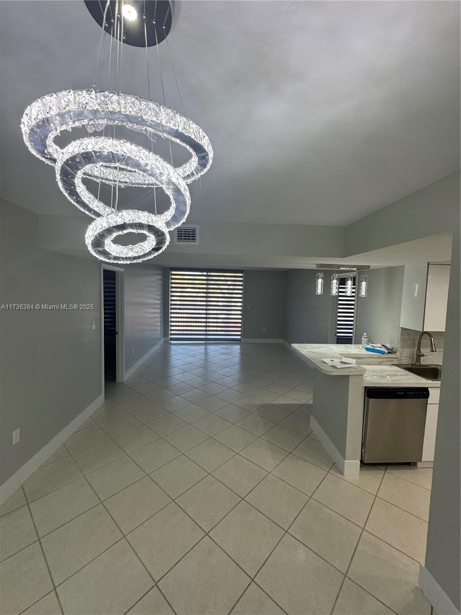 5550 NW 44th St 205B