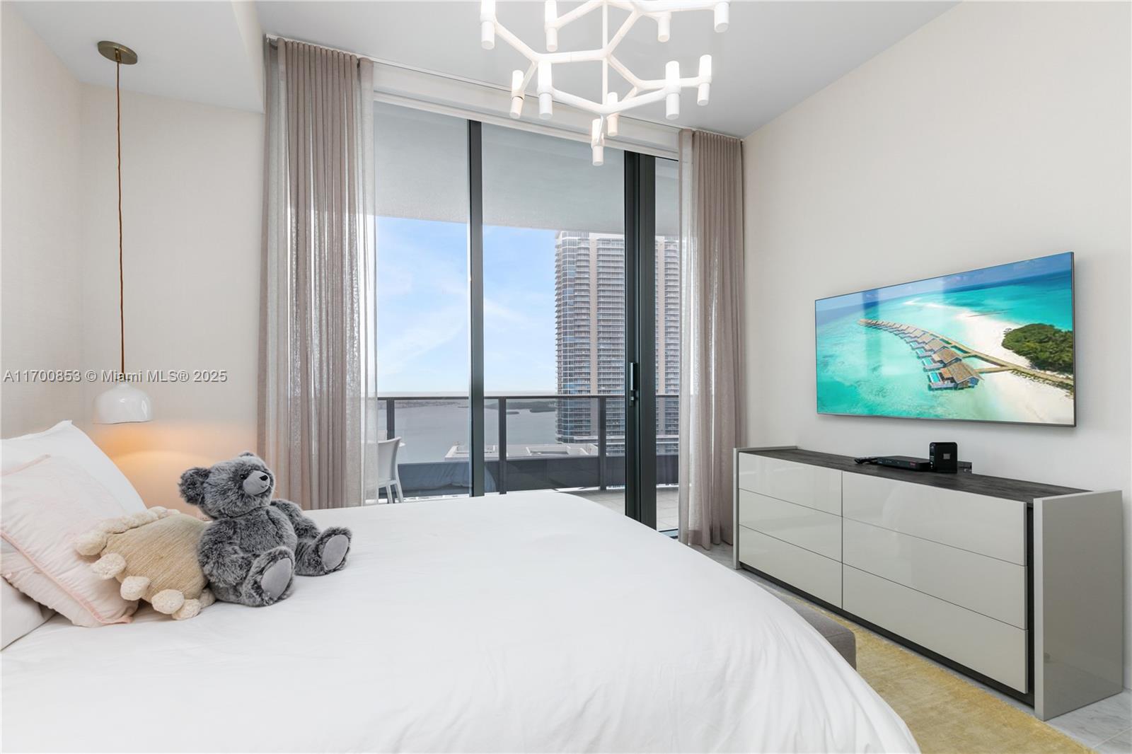BRICKELL FLATIRON CONDO - Residential