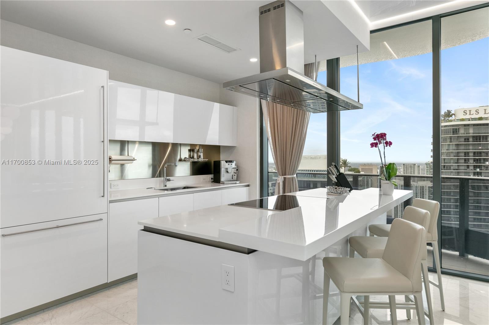 BRICKELL FLATIRON CONDO - Residential