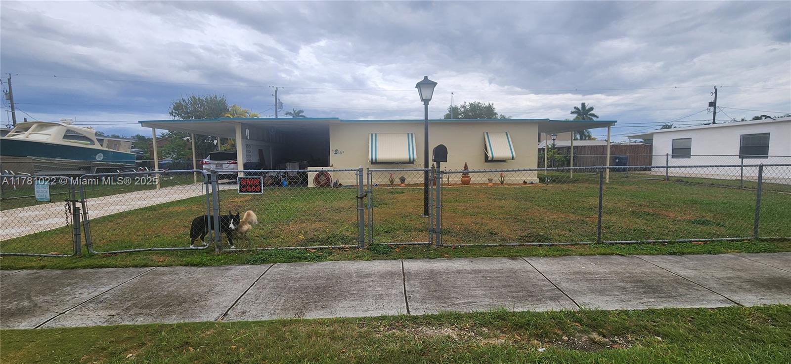 Property for Sale at 15445 Garfield Dr, Homestead, Miami-Dade County, Florida - Bedrooms: 2 
Bathrooms: 1  - $397,000