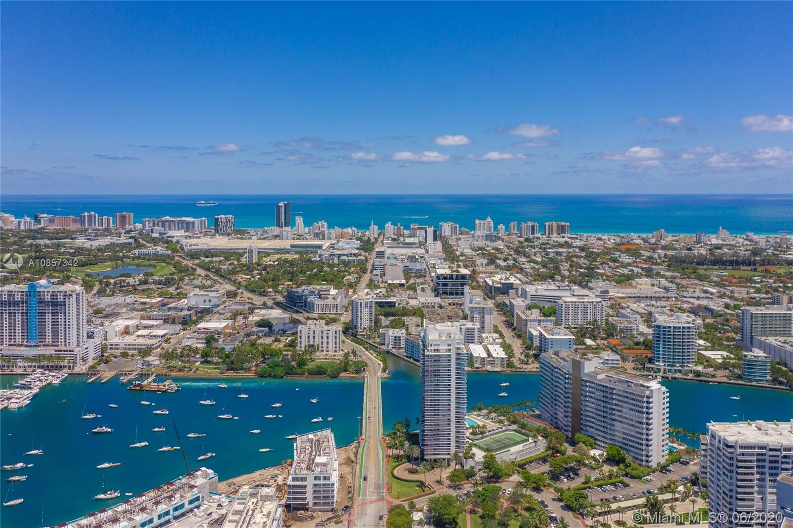 THE GRAND VENETIAN CONDO - Residential