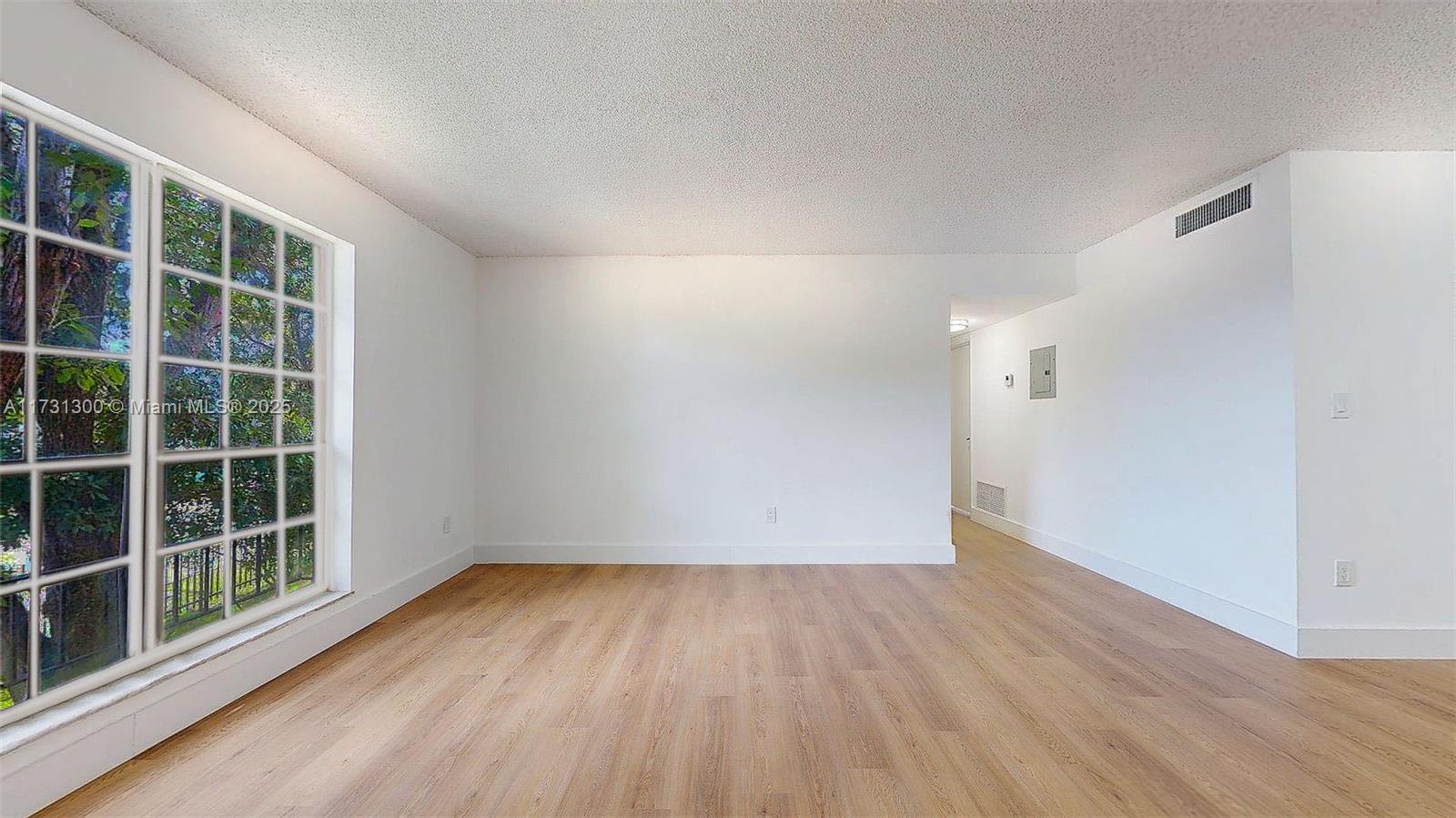 SPANISH TRACE CONDO - Residential