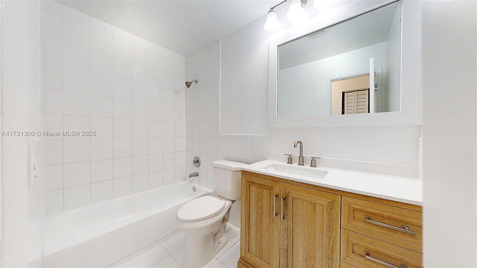 SPANISH TRACE CONDO - Residential