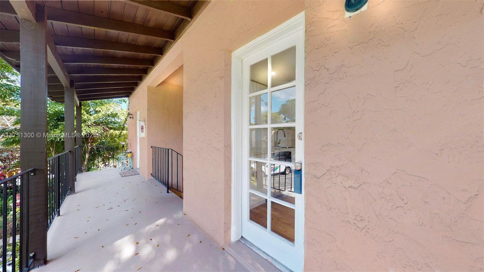 10772 N Kendall Dr G6