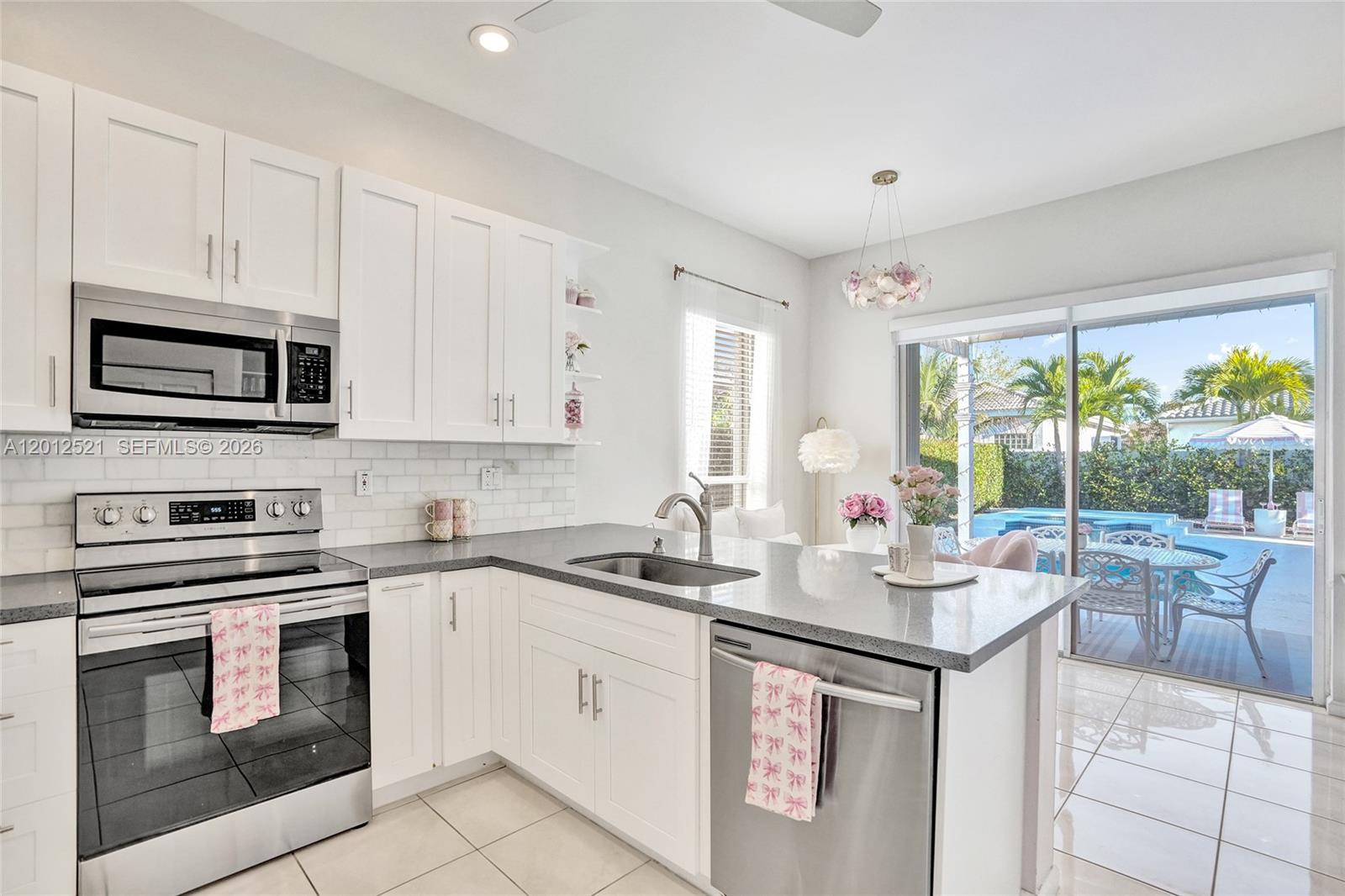 HOLIDAY SPRINGS EAST - Residential Lease