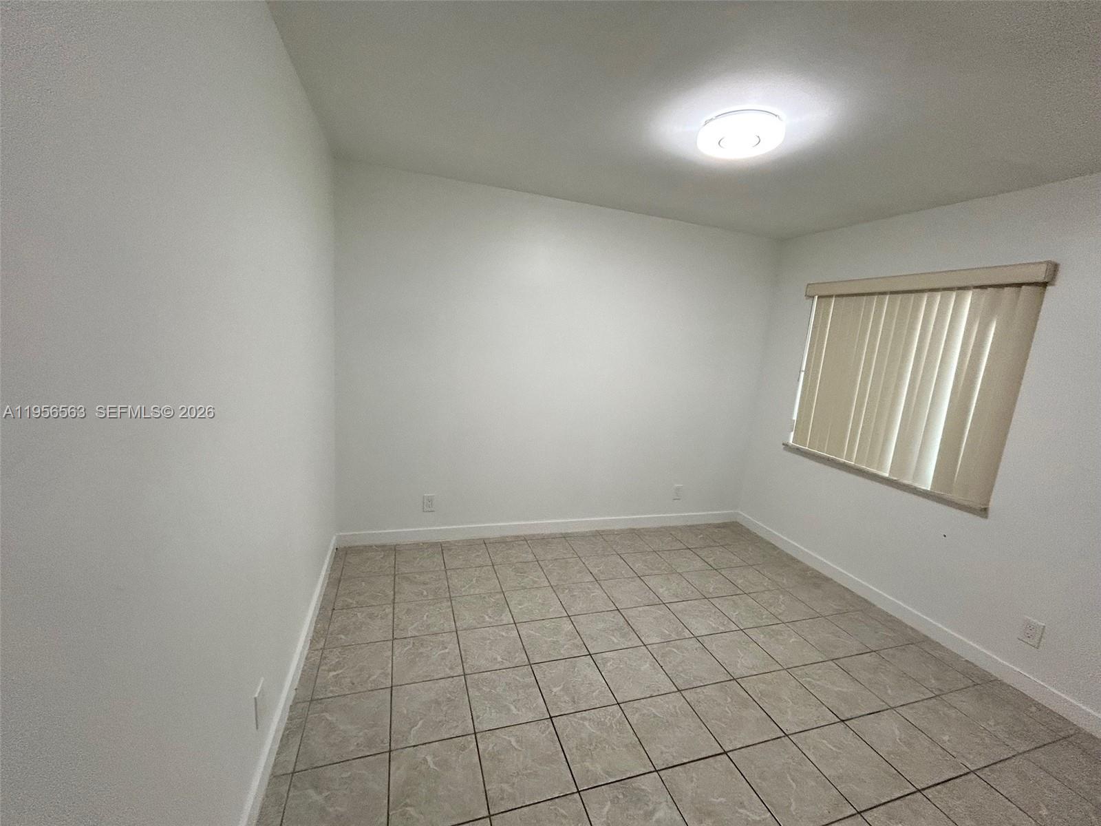 OAK TREE GARDEN CONDO - Residential