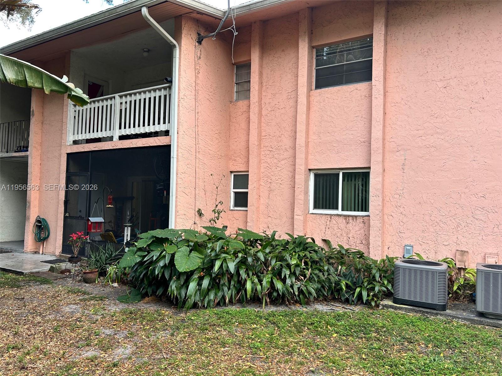 OAK TREE GARDEN CONDO - Residential