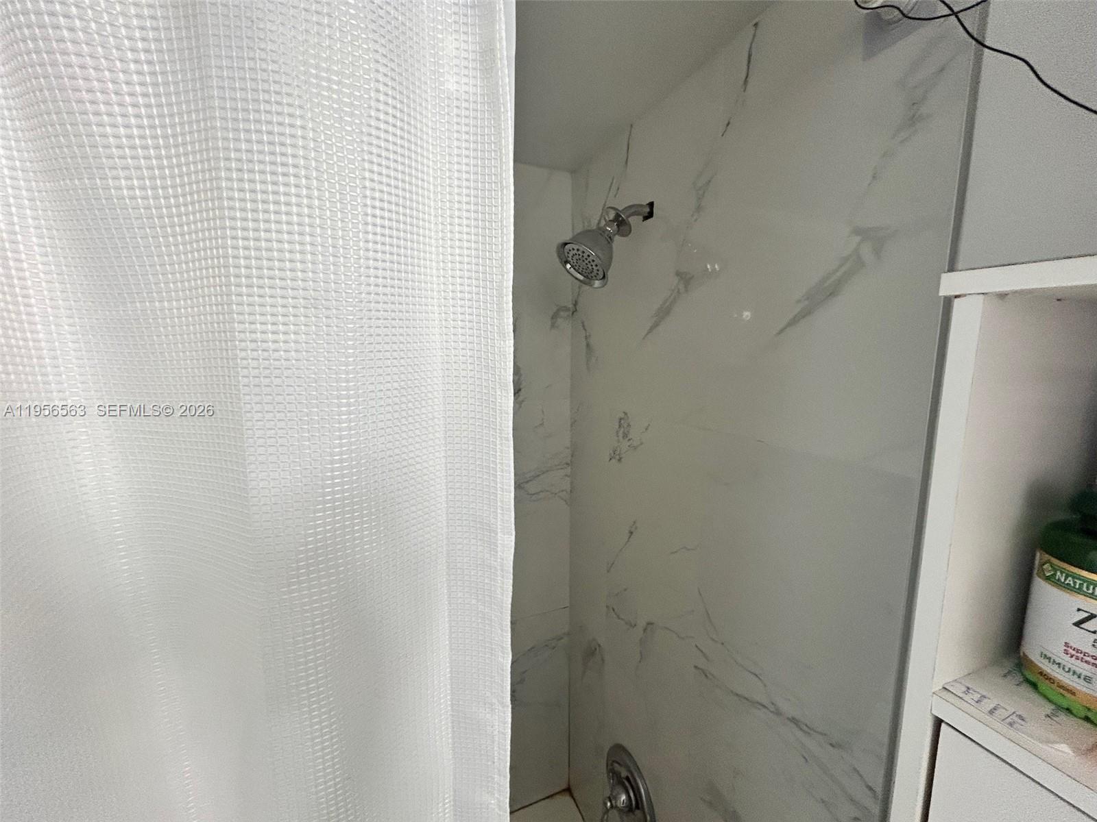 OAK TREE GARDEN CONDO - Residential