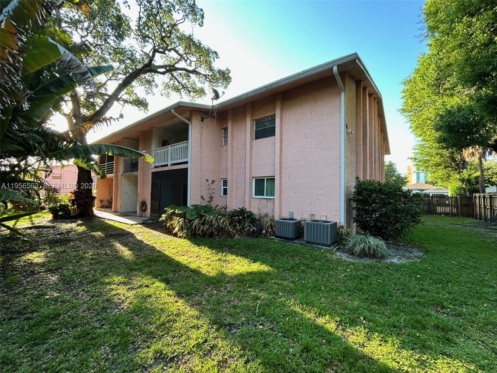 OAK TREE GARDEN CONDO - Residential