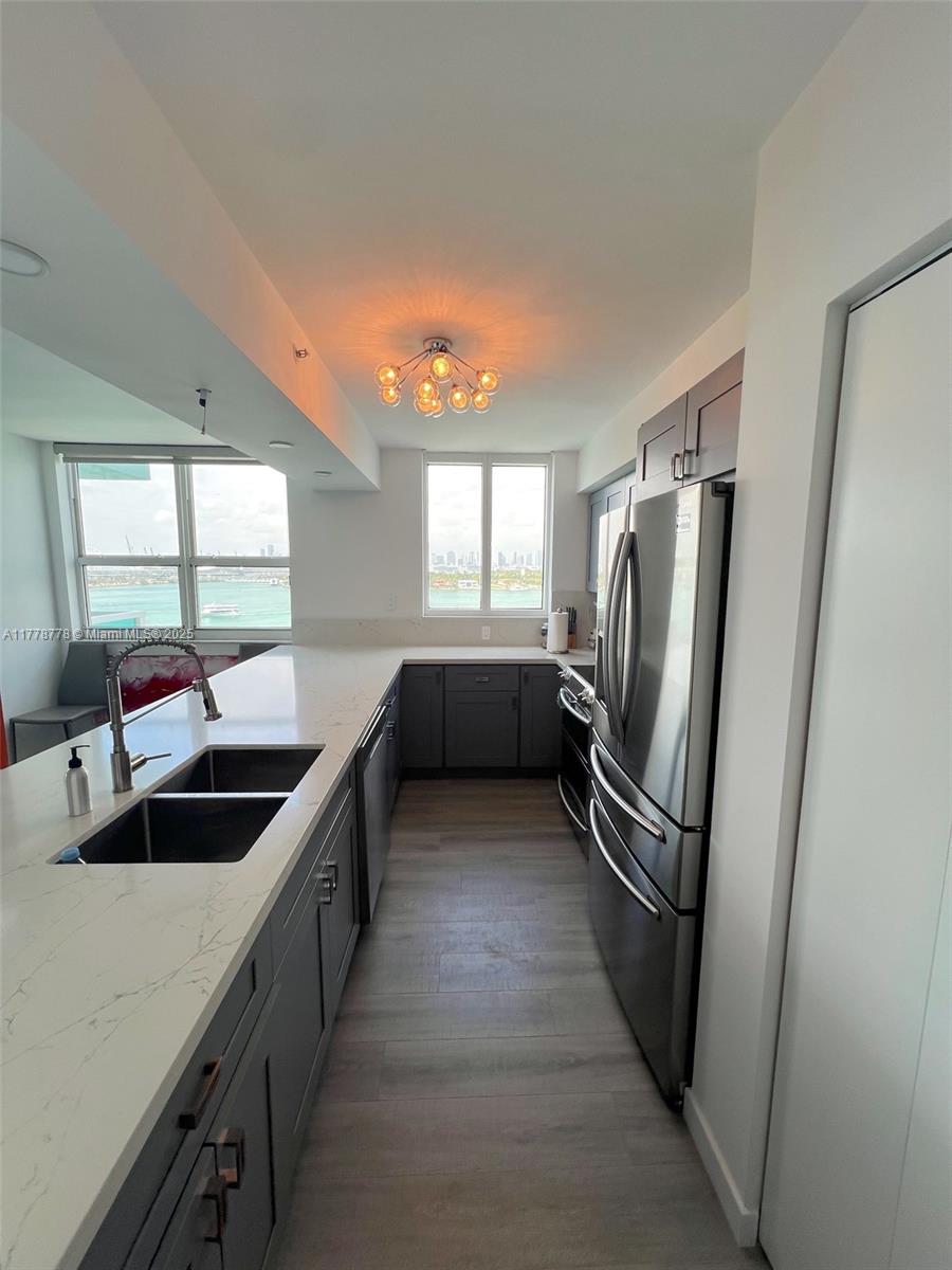 650 West Ave 1001