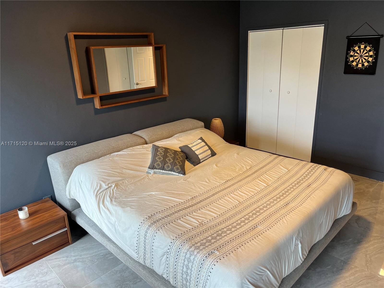 CLIPPER CONDO NO 1 - Residential