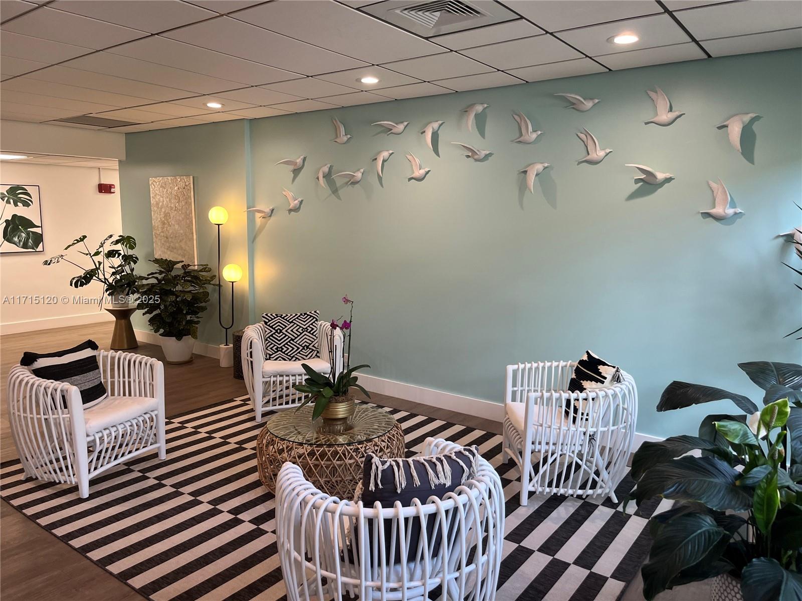 CLIPPER CONDO NO 1 - Residential