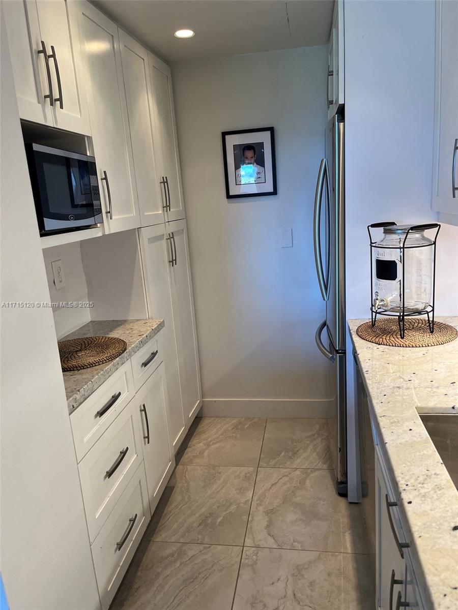 CLIPPER CONDO NO 1 - Residential