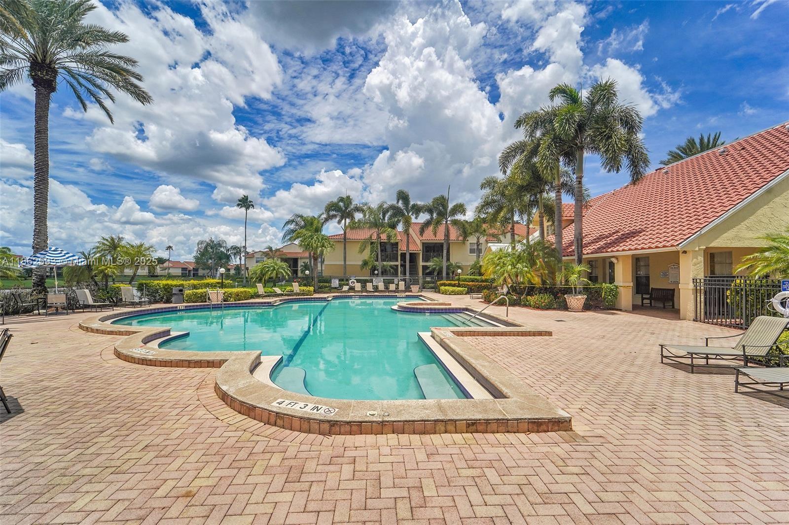 ROYAL POINCIANA CONDO - Residential Lease