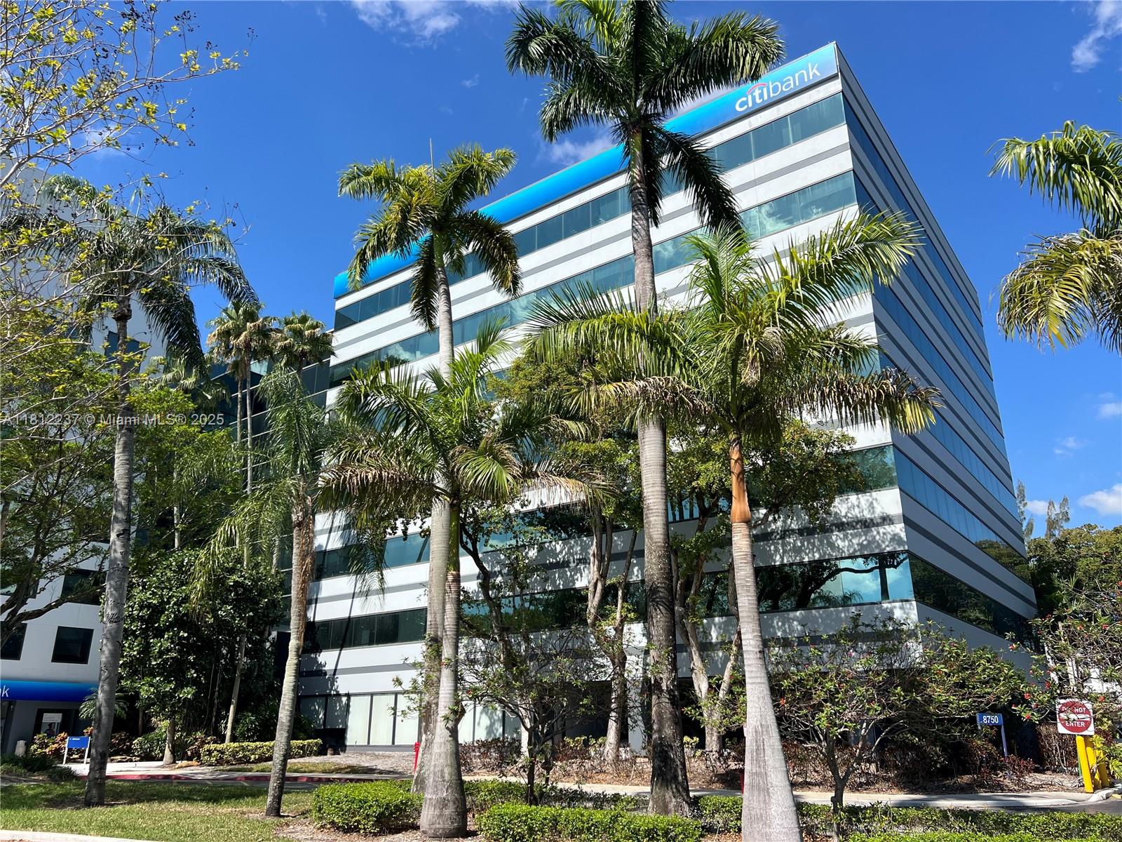 8750 NW 36th St