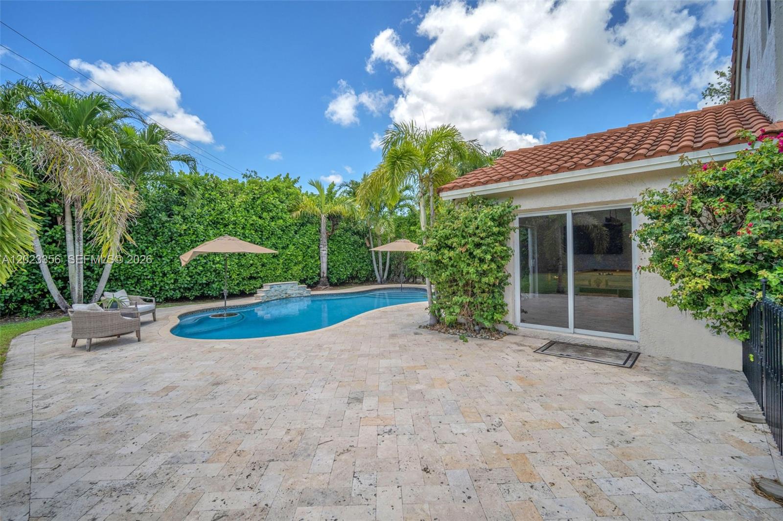 Grand Palms: The Grove - Residential