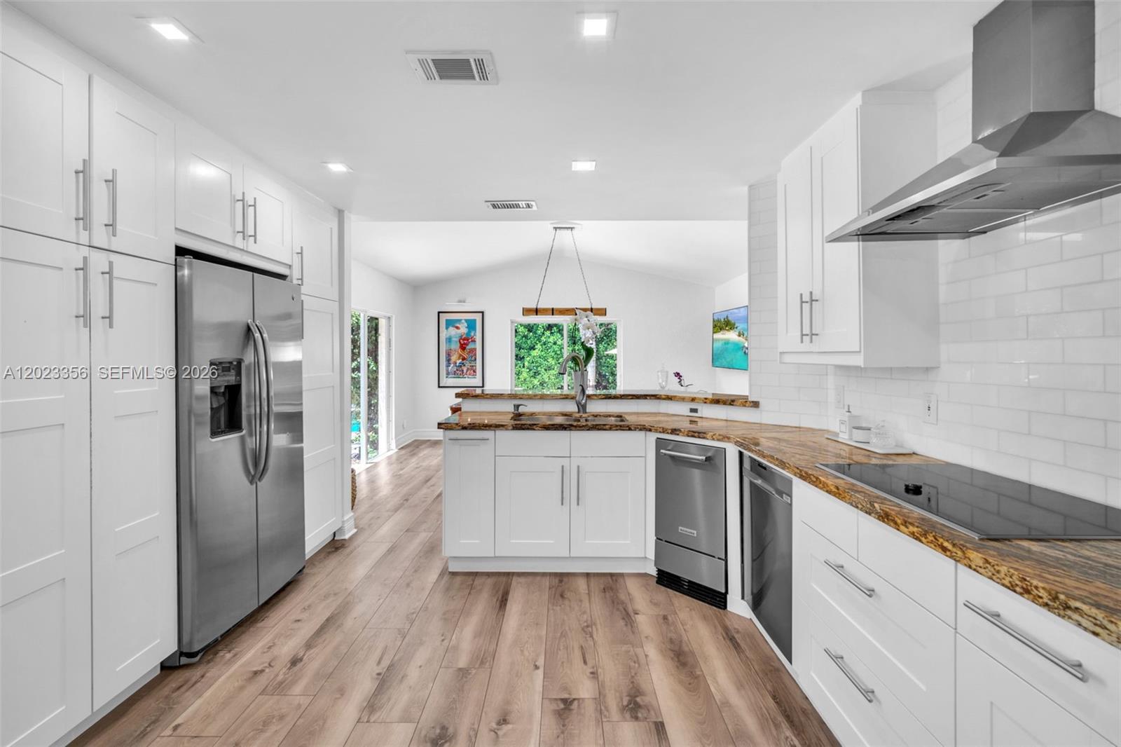 Grand Palms: The Grove - Residential