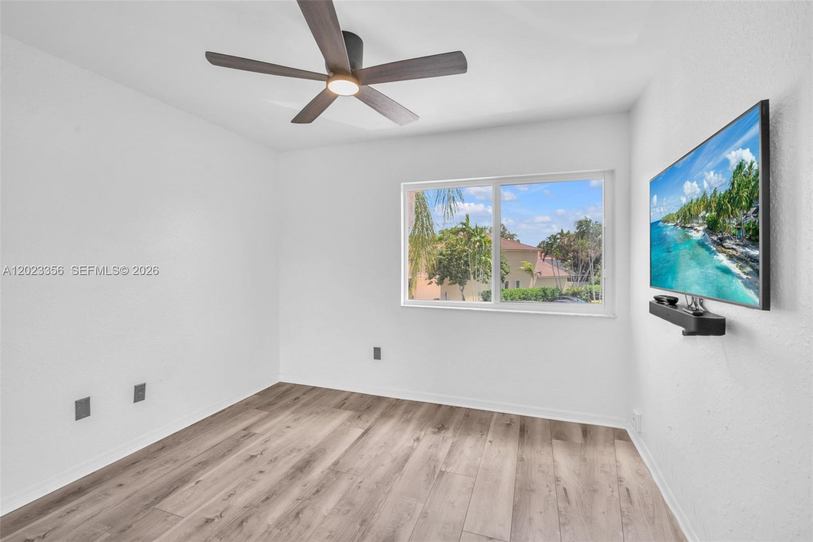 Grand Palms: The Grove - Residential
