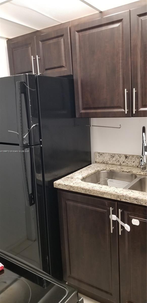 THE PALMS 51 CONDO - Residential Lease