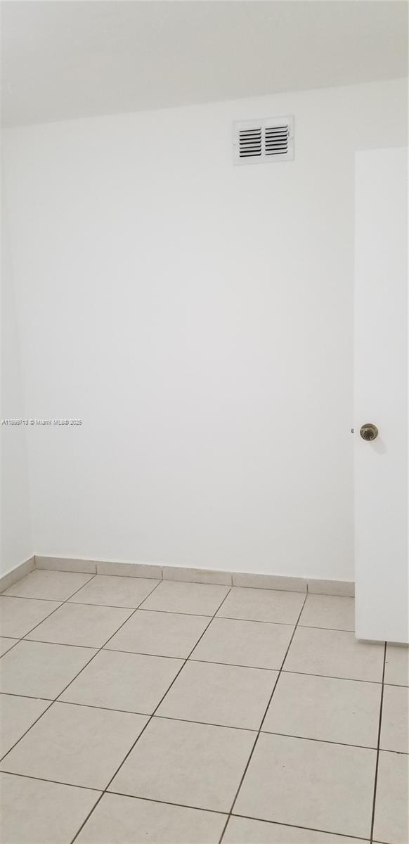 THE PALMS 51 CONDO - Residential Lease