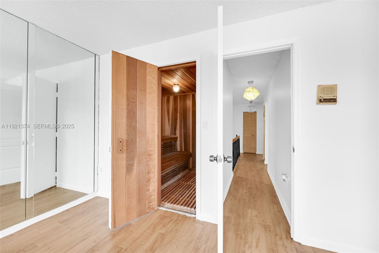 BOULEVARD NORTH - Residential